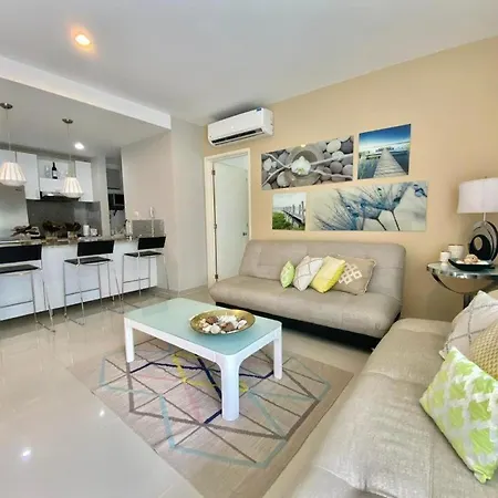 Apartamento Morros Flamingo Beach - Livin Colombia